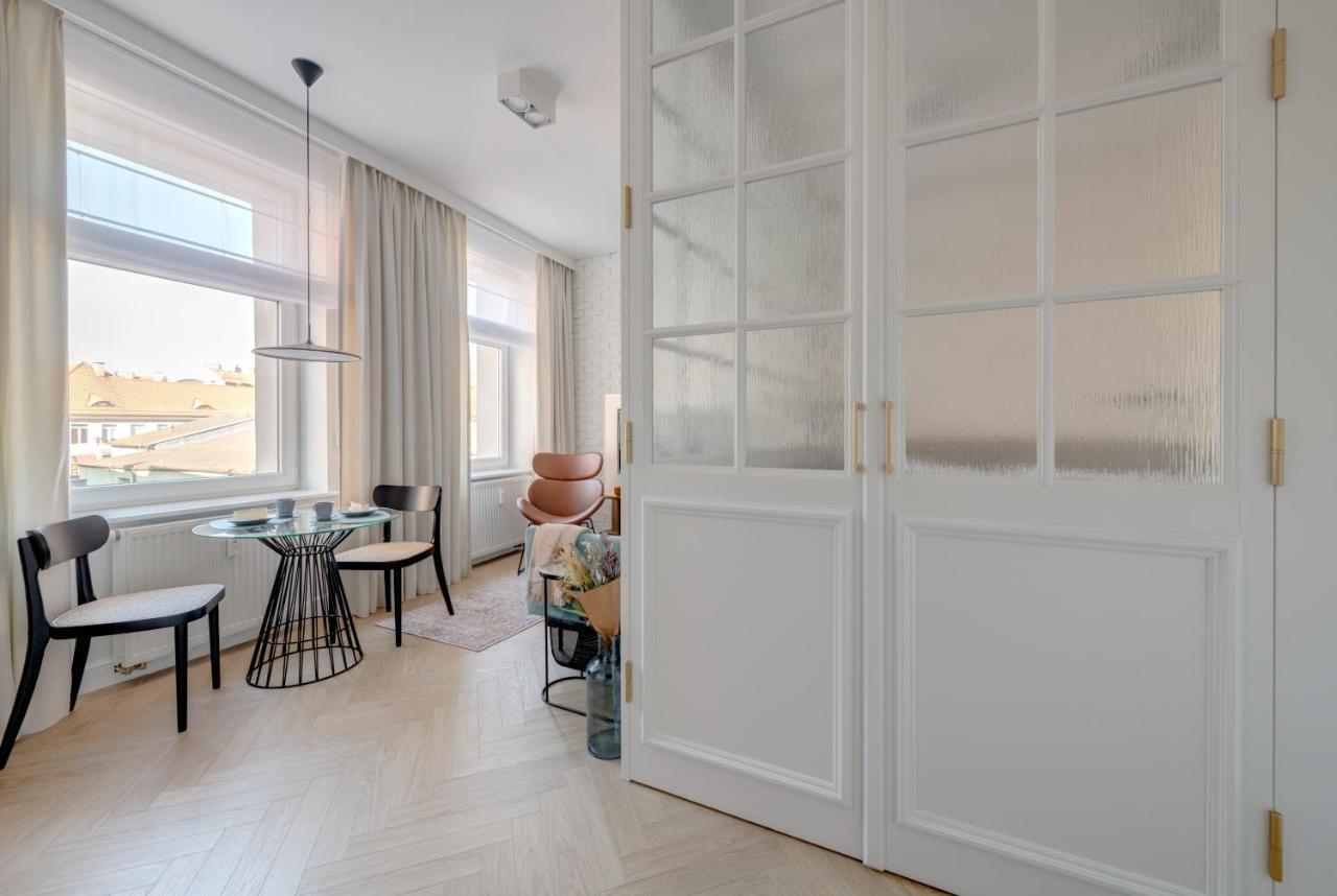 Studio In Main District In Gdansk Wrzeszcz Daire Dış mekan fotoğraf